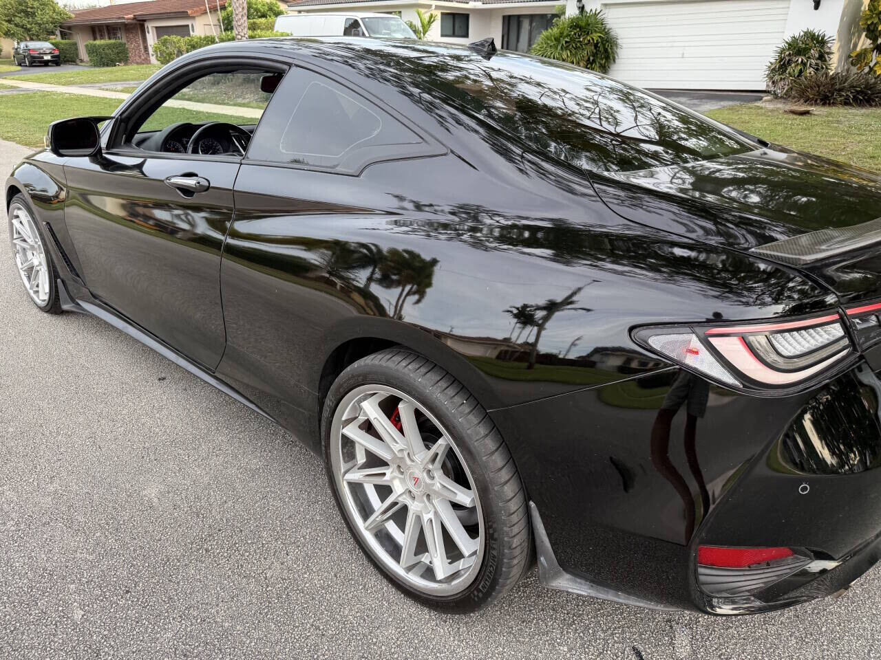 2017 INFINITI Q60 in Hollywood, FL 33023-1906 - 18074574 12