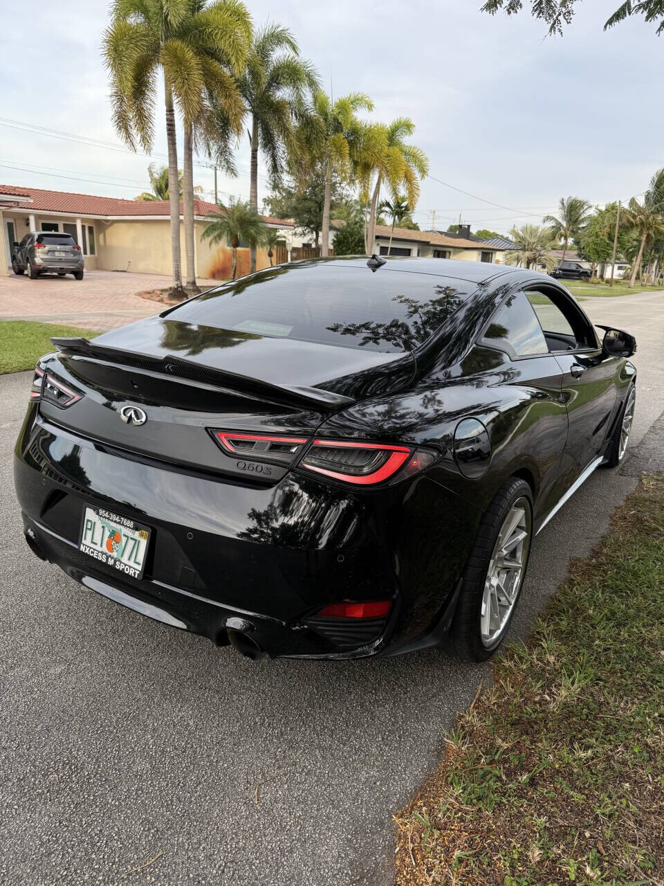 2017 INFINITI Q60 in Hollywood, FL 33023-1906 - 18074574 20