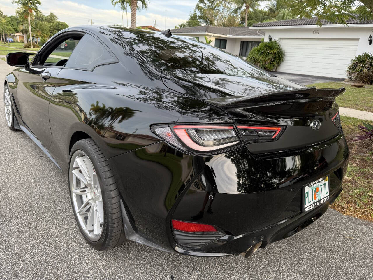 2017 INFINITI Q60 in Hollywood, FL 33023-1906 - 18074574 3
