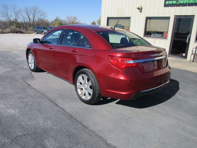 2013 Chrysler 200 in Oak Grove, MO 64075 - 18074580 8