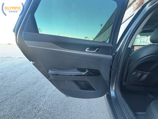 2021 Kia K5 in Decatur, GA 30032 - 18074589 44