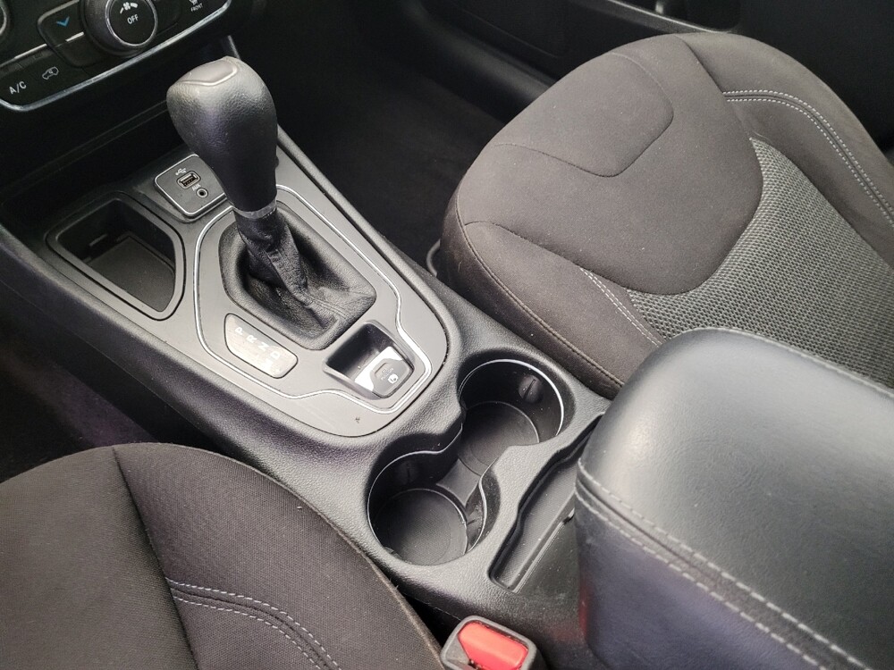 2019 Jeep Cherokee in El Cajon, CA 92020 - 18074609 26