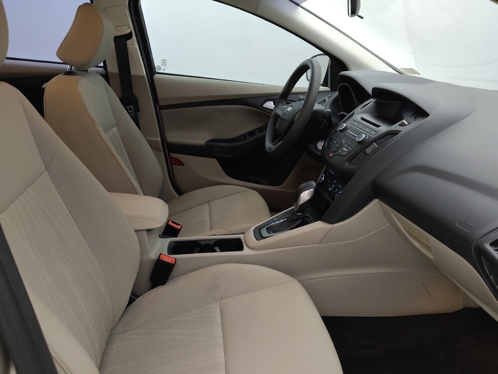 2017 Ford Focus in Lakeland, FL 33815 - 18074662 21