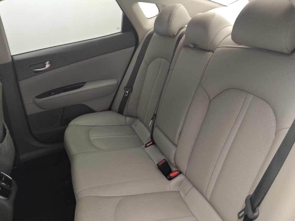 2016 Kia Optima in Kissimmee, FL 34744 - 18074675 18