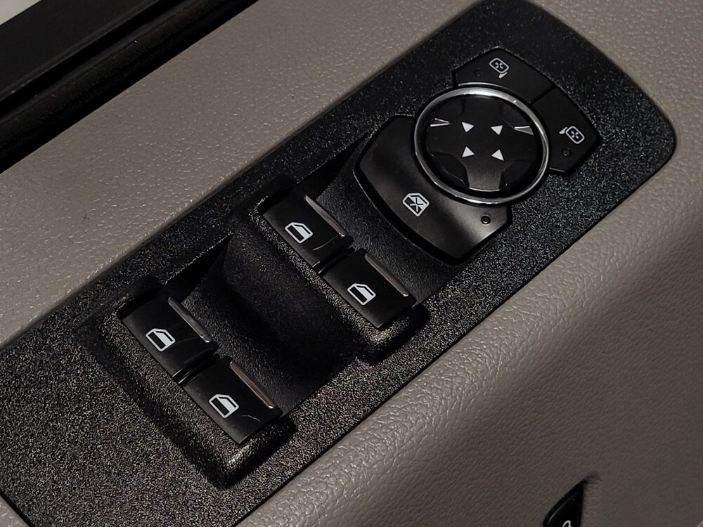 2018 Ford F150 in Jacksonville, FL 32225 - 18074676 27