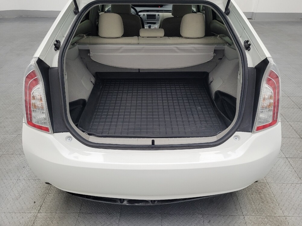 2015 Toyota Prius in Hialeah, FL 33014 - 18074683 29