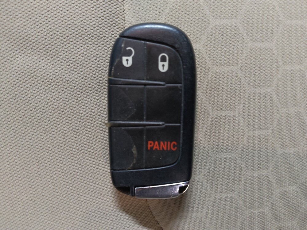 2020 Jeep Compass in Greenville, NC 27834 - 18074688 32