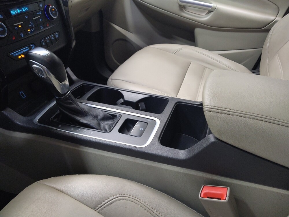 2018 Ford Escape in Columbia, SC 29210 - 18074706 26