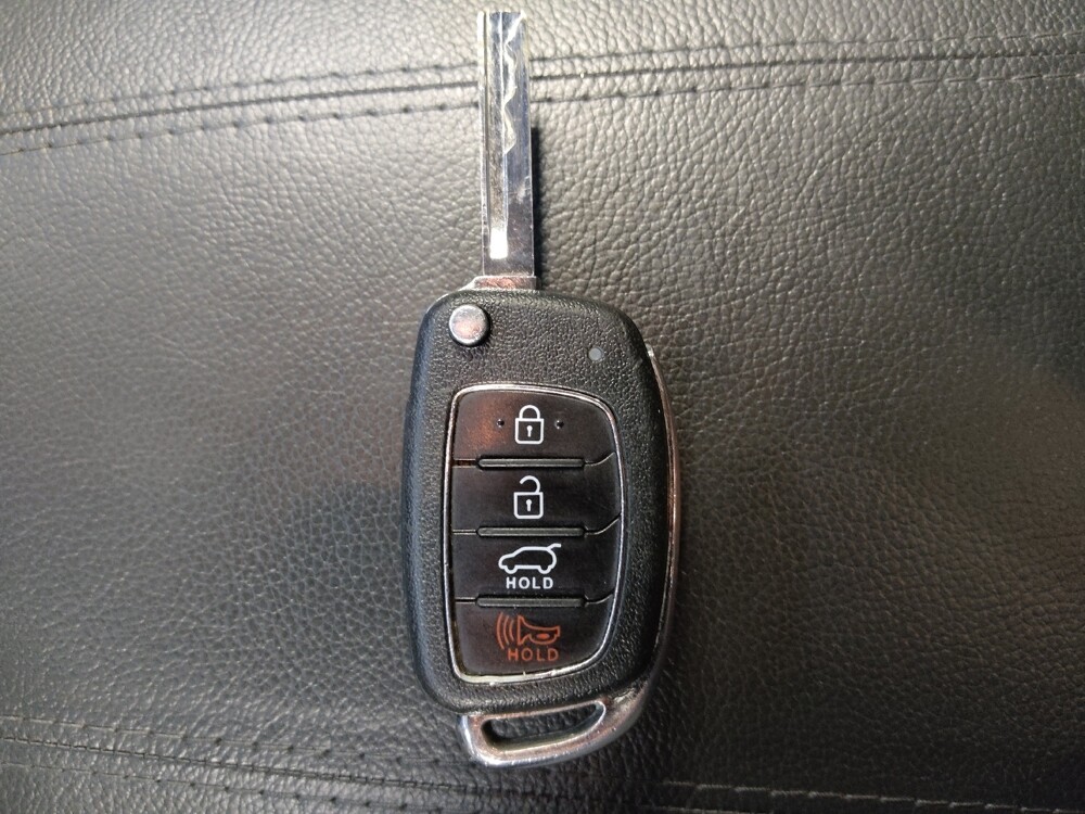 2017 Hyundai Santa Fe in Winston-Salem, NC 27103 - 18074710 32