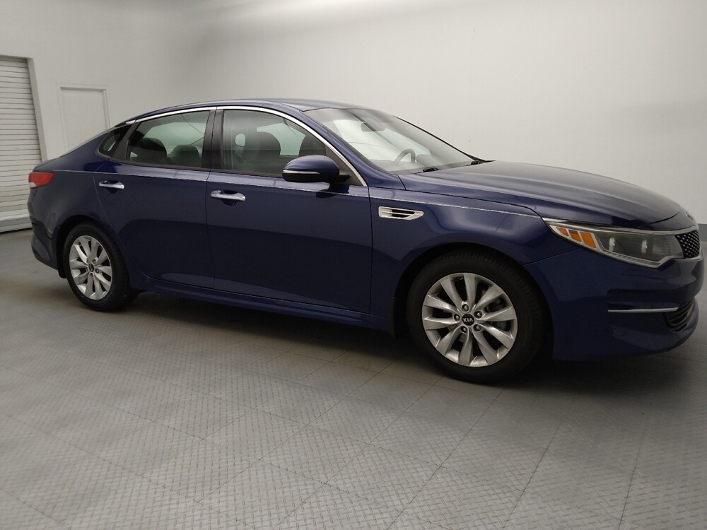 2016 Kia Optima in Springfield, MO 65807 - 18074722 11