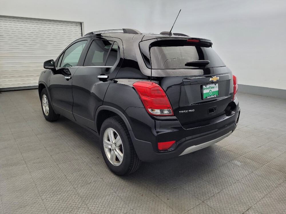2017 Chevrolet Trax in Pittsburgh, PA 15237 - 18074762 5