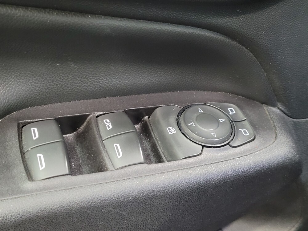 2019 Chevrolet Equinox in Pittsburgh, PA 15237 - 18074773 27