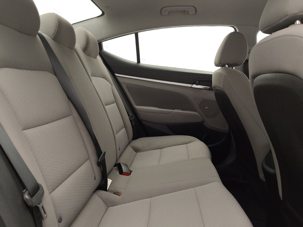 2019 Hyundai Elantra in Lakeland, FL 33815 - 18074925 19