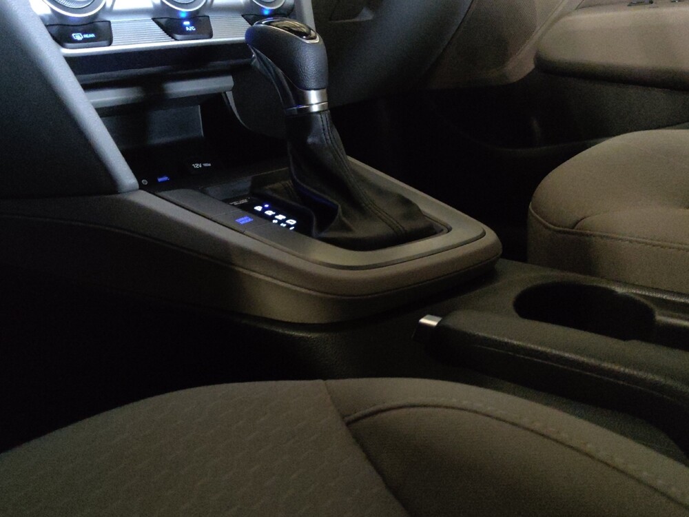 2019 Hyundai Elantra in Lakeland, FL 33815 - 18074925 26