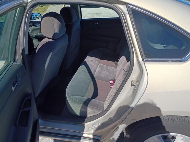 2008 Chevrolet Impala in Hudson, FL 34669 - 18074977 9