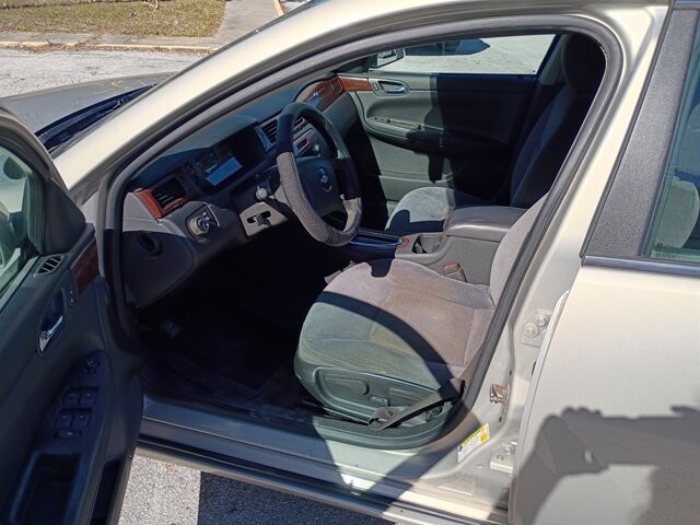 2008 Chevrolet Impala in Hudson, FL 34669 - 18074977 26