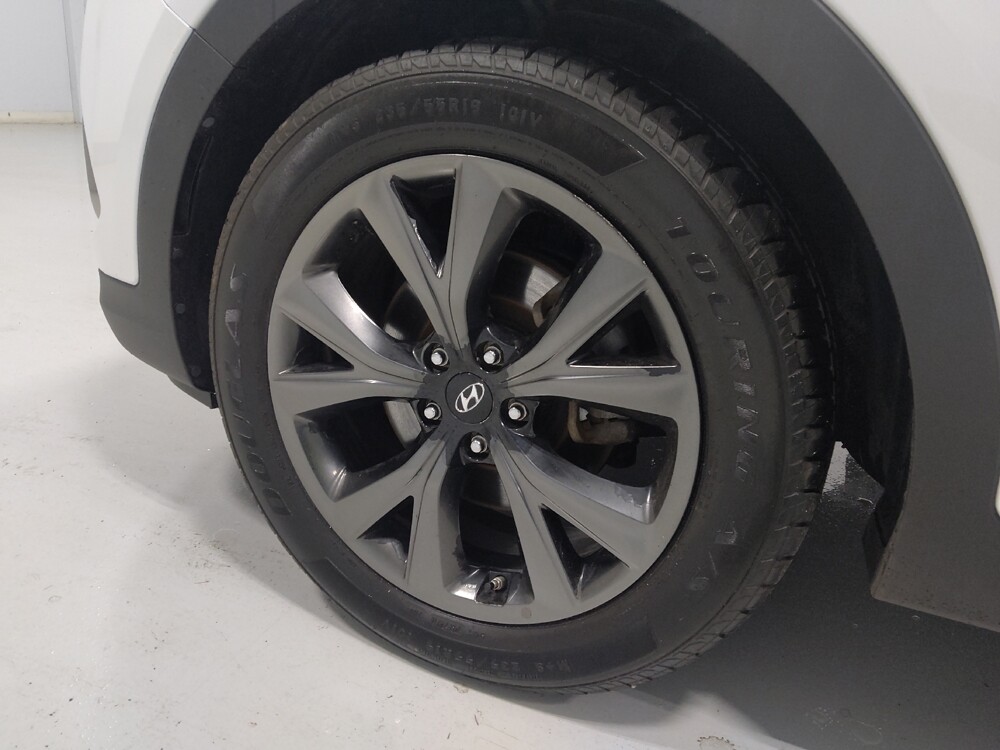 2017 Hyundai Santa Fe in Columbus, OH 43231 - 18075060 31