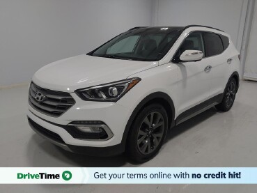 2017 Hyundai Santa Fe in Columbus, OH 43231