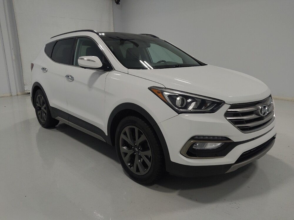 2017 Hyundai Santa Fe in Columbus, OH 43231 - 18075060 13
