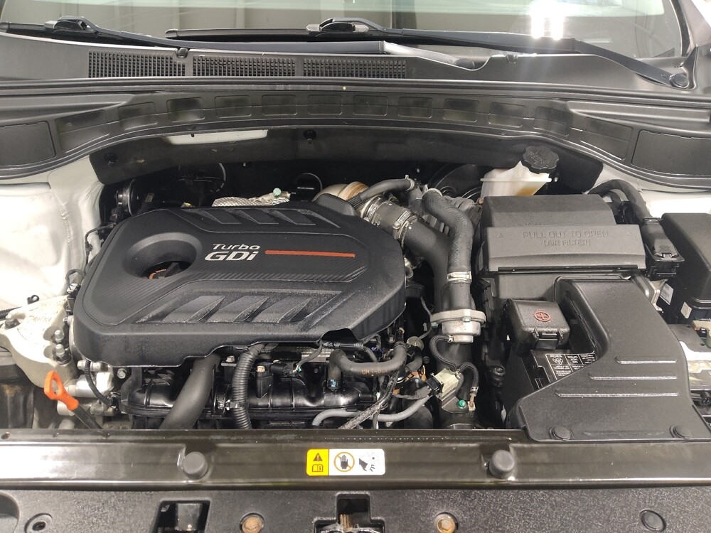 2017 Hyundai Santa Fe in Columbus, OH 43231 - 18075060 30