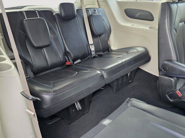 2021 Chrysler Pacifica in Mesa, AZ 85212 - 18075063 31