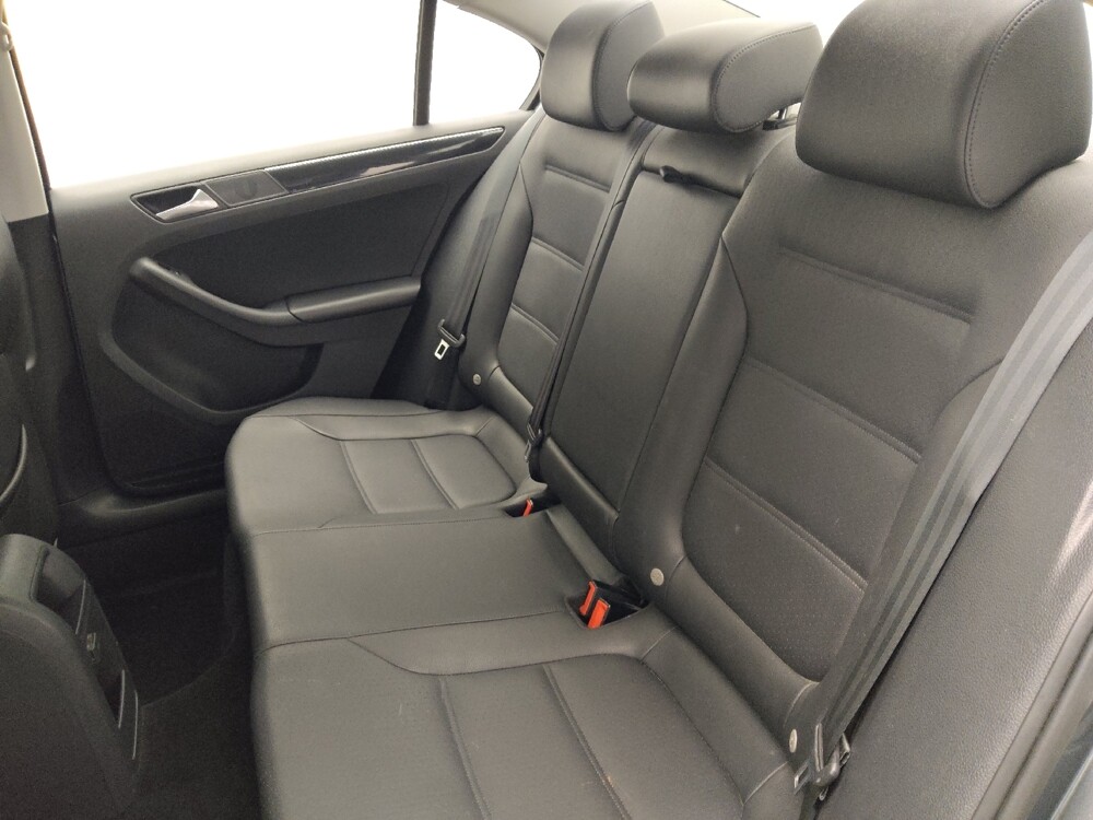 2017 Volkswagen Jetta in Kissimmee, FL 34744 - 18075066 18