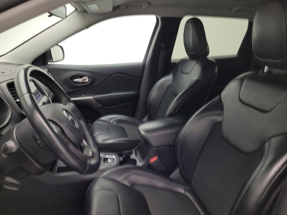 2019 Jeep Cherokee in Fayetteville, NC 28304 - 18075092 17