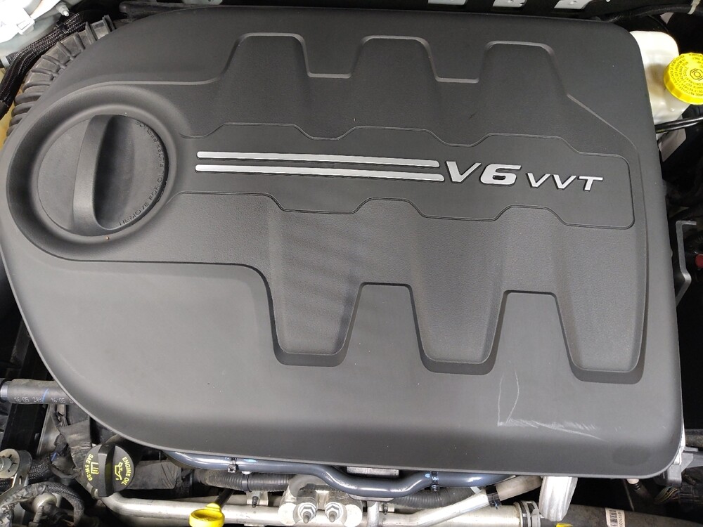 2018 Jeep Cherokee in Charlotte, NC 28273 - 18075096 30