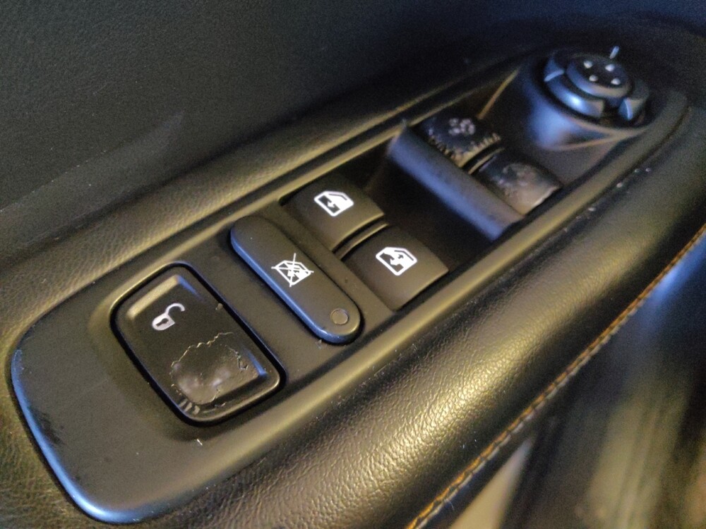 2018 Jeep Compass in Houston, TX 77074 - 18075123 27