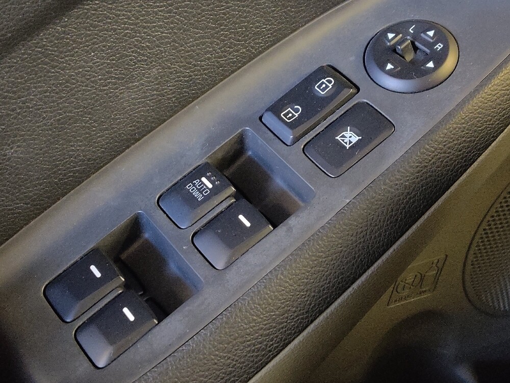 2017 Kia Forte in Houston, TX 77074 - 18075129 27