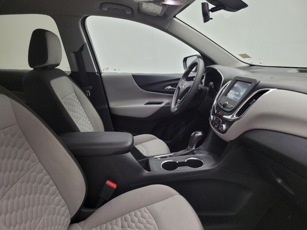 2018 Chevrolet Equinox in Fairfield, OH 45014 - 18075140 21