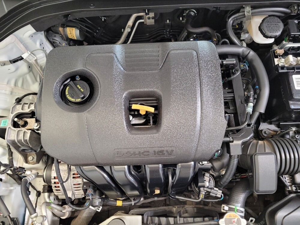 2020 Hyundai Elantra in Fairfield, OH 45014 - 18075142 30