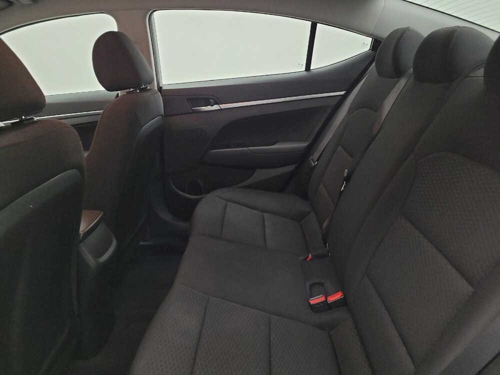 2020 Hyundai Elantra in Fairfield, OH 45014 - 18075142 18