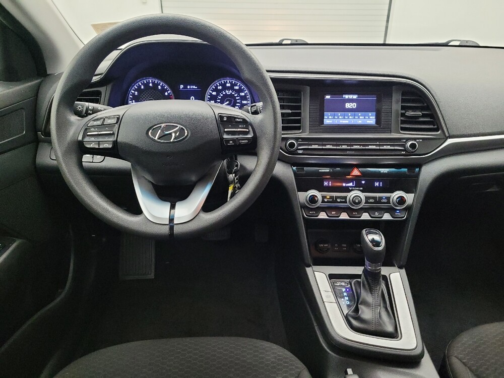2020 Hyundai Elantra in Fairfield, OH 45014 - 18075142 22