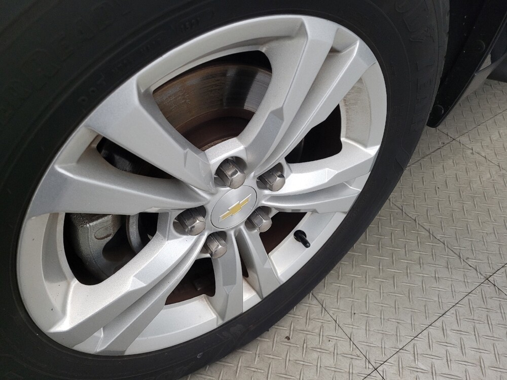 2017 Chevrolet Equinox in Pittsburgh, PA 15237 - 18075162 31