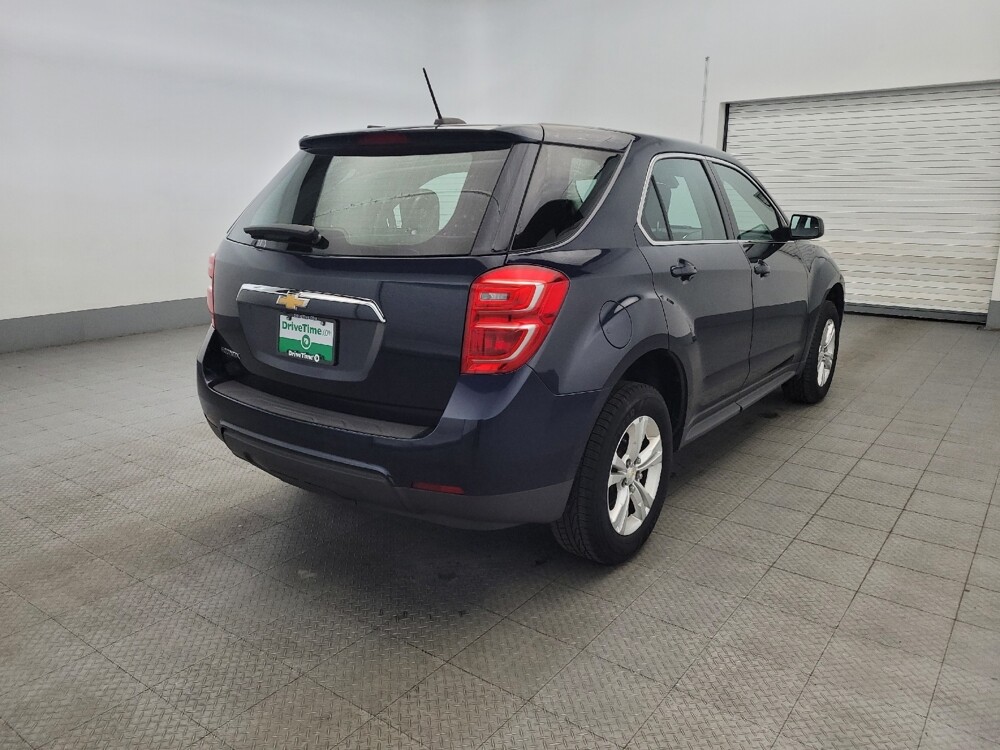 2017 Chevrolet Equinox in Pittsburgh, PA 15237 - 18075162 9