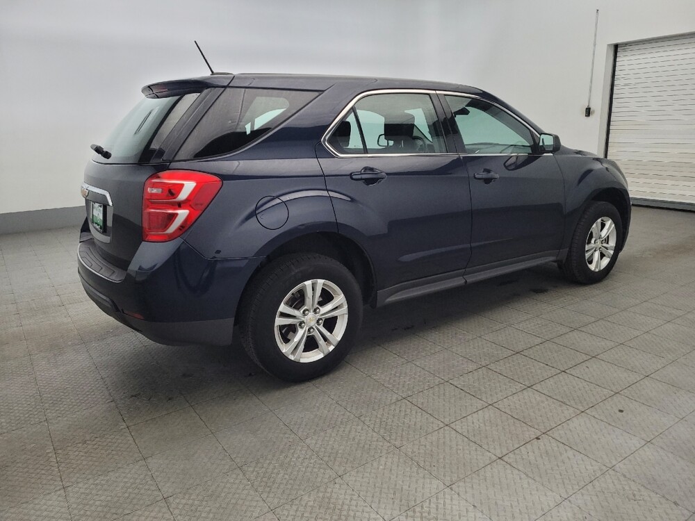 2017 Chevrolet Equinox in Pittsburgh, PA 15237 - 18075162 10
