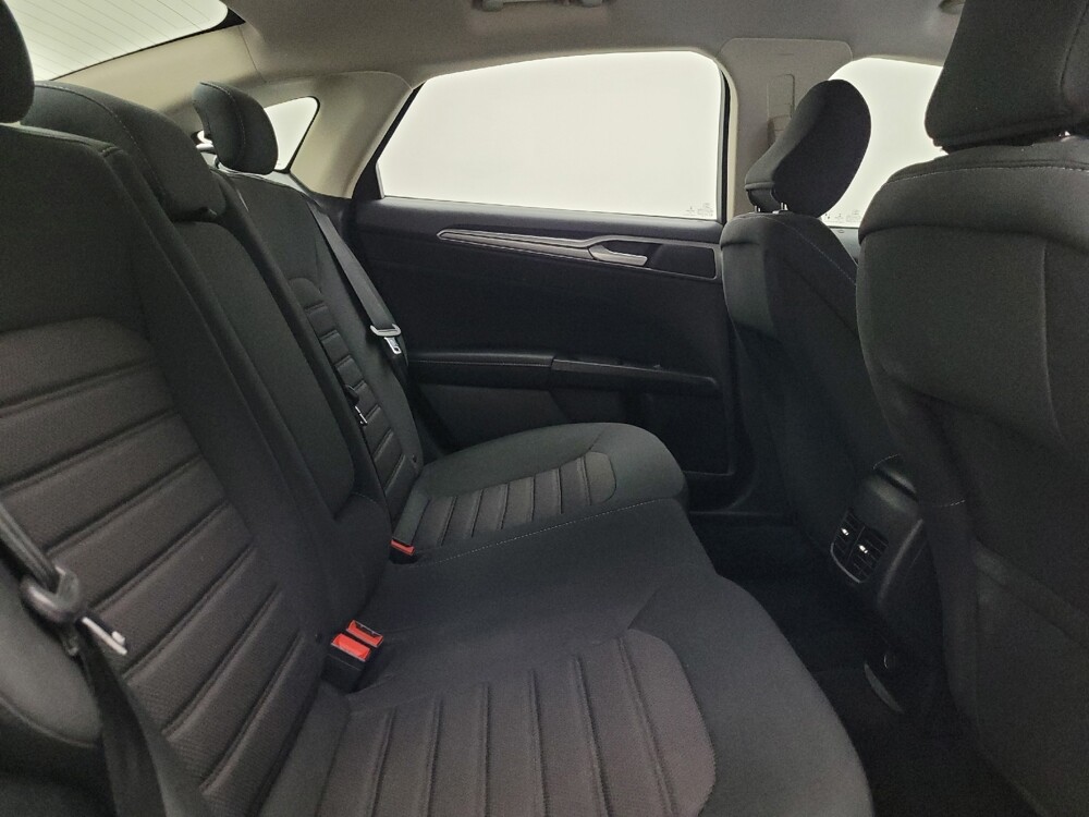 2020 Ford Fusion in Lombard, IL 60148 - 18075171 19