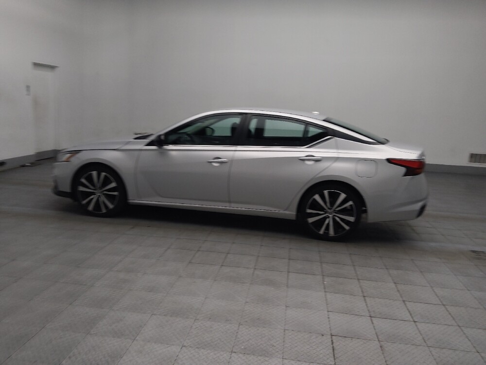 2019 Nissan Altima in Stone Mountain, GA 30083 - 18075218 3