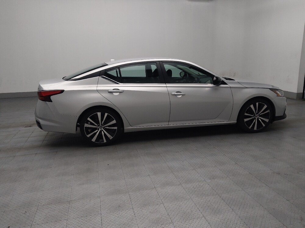 2019 Nissan Altima in Stone Mountain, GA 30083 - 18075218 10