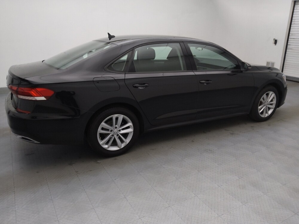 2021 Volkswagen Passat in Greenville, SC 29607 - 18075226 10