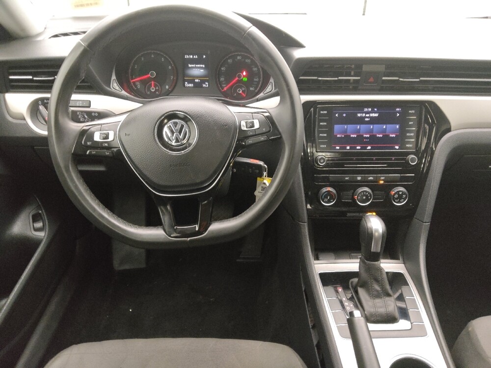 2021 Volkswagen Passat in Greenville, SC 29607 - 18075226 22
