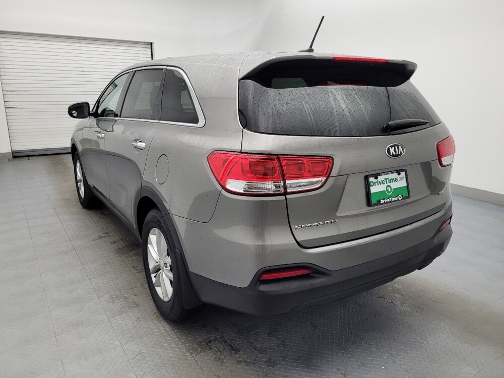 2017 Kia Sorento in Charlotte, NC 28213 - 18075229 5
