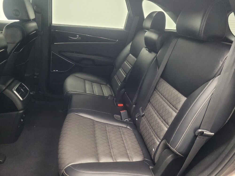 2019 Kia Sorento in Highland, IN 46322 - 18075233 18