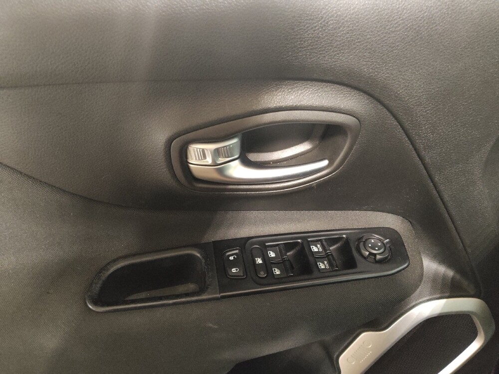 2020 Jeep Renegade in Fort Worth, TX 76116 - 18075249 27