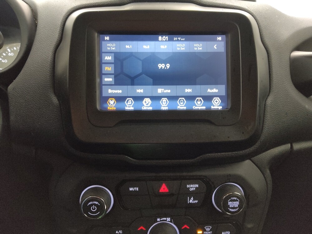 2021 Jeep Renegade in Wichita, KS 67207 - 18075270 25