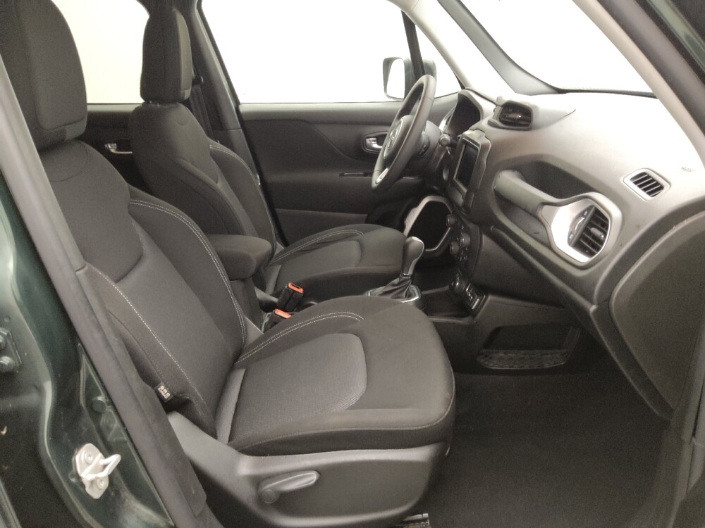 2021 Jeep Renegade in Wichita, KS 67207 - 18075270 21