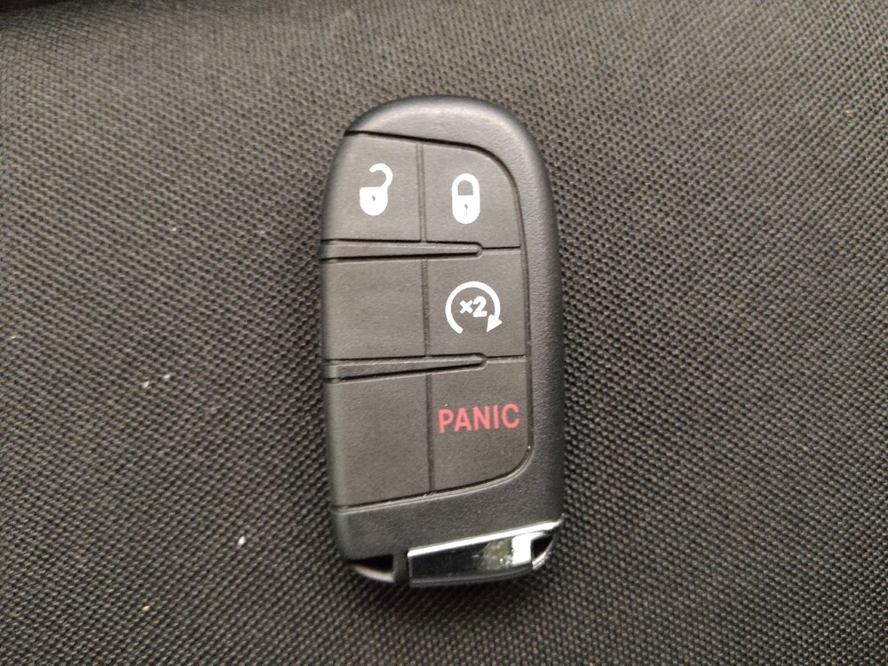 2021 Jeep Renegade in Wichita, KS 67207 - 18075270 32