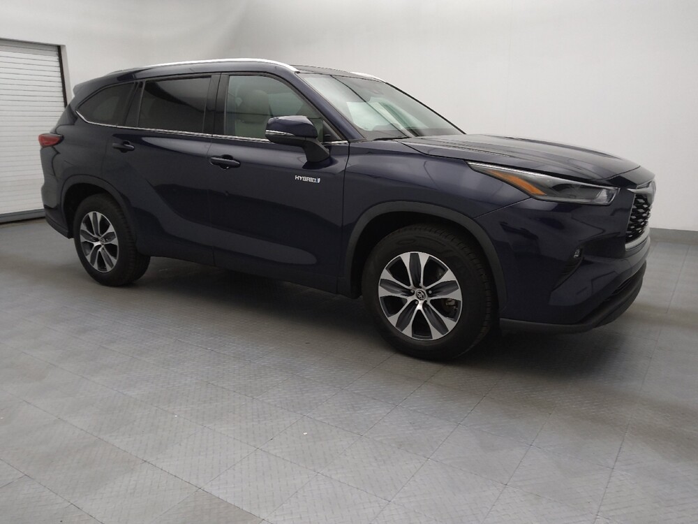 2021 Toyota Highlander in Greensboro, NC 27407 - 18075272 11