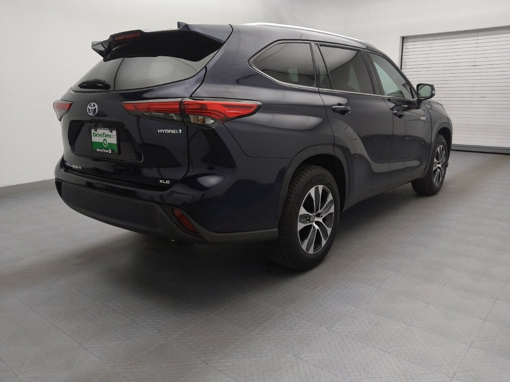 2021 Toyota Highlander in Greensboro, NC 27407 - 18075272 9